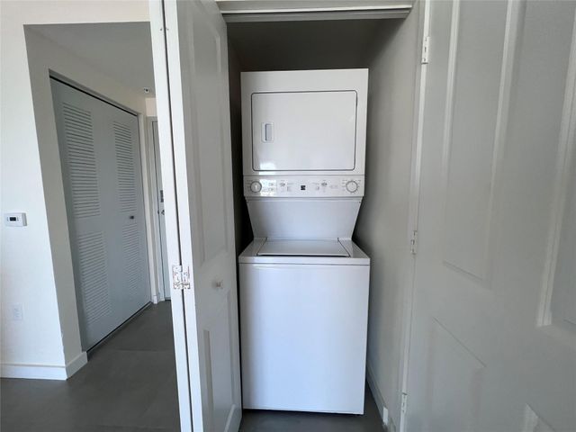 729 NW 2 Street 505, Miami, FL 33128