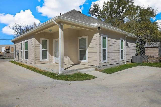 818 Rose Street A, Denton, TX 76209