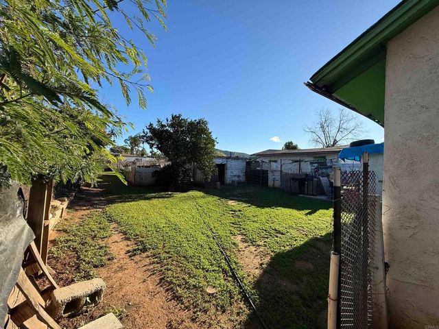 6929 37Th Street, Riverside, CA 92509