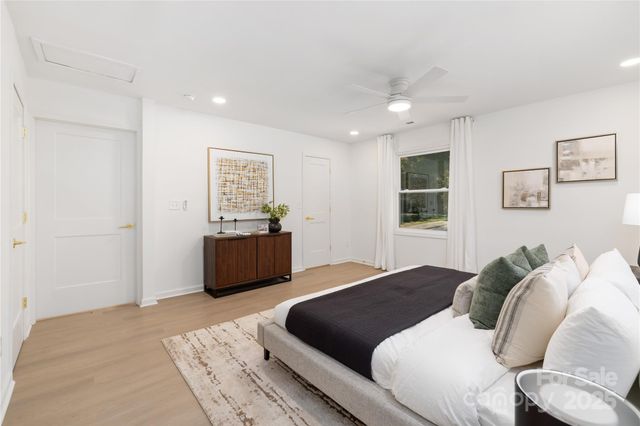 5045 Murrayhill Road, Charlotte, NC 28210