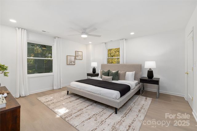 5045 Murrayhill Road, Charlotte, NC 28210