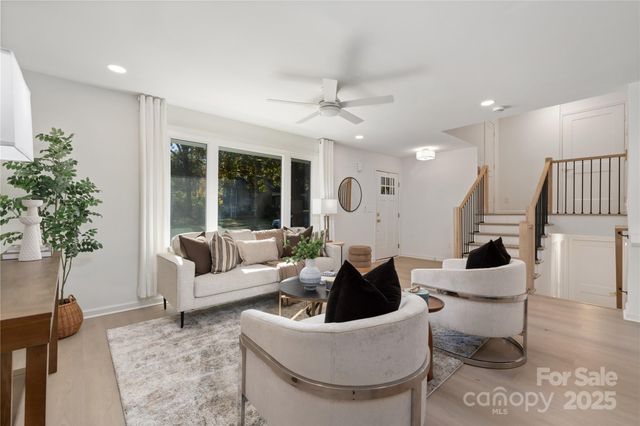 5045 Murrayhill Road, Charlotte, NC 28210