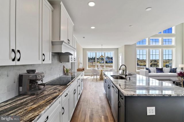 25 GEORGETOWN WAY, Felton, DE 19943