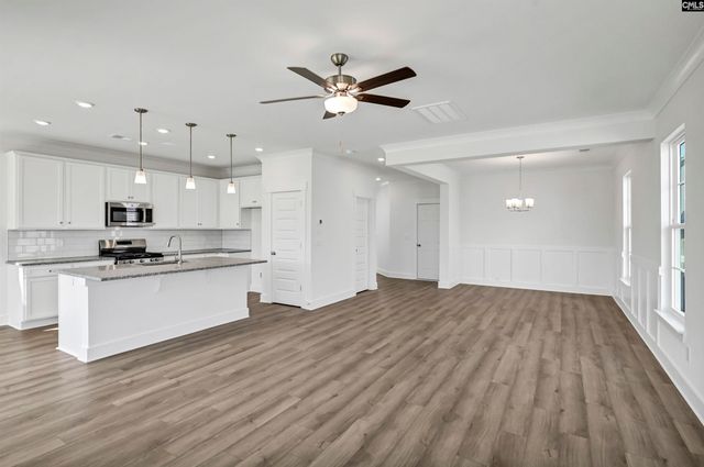 608 Thunder Gulch Avenue, Lexington, SC 29073