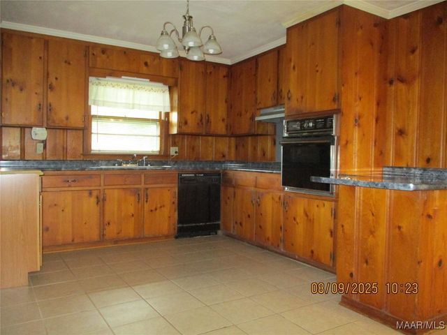 110 Bracelle Drive, Selma, AL 36701