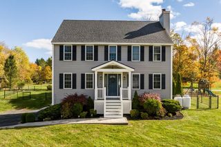 7 Nantucket Court, Dover, NH 03820