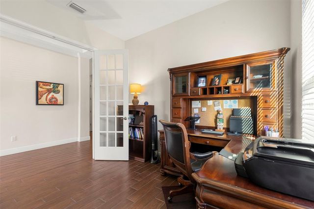 5134 LAKECASTLE DRIVE, Tampa, FL 33624