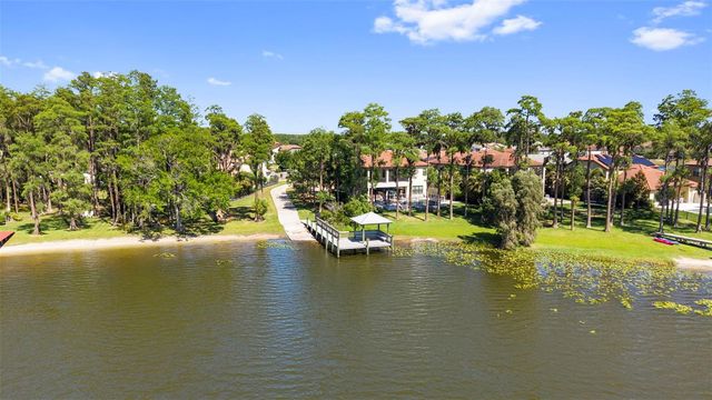 5134 LAKECASTLE DRIVE, Tampa, FL 33624