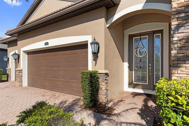 5134 LAKECASTLE DRIVE, Tampa, FL 33624