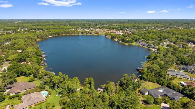 5134 LAKECASTLE DRIVE, Tampa, FL 33624