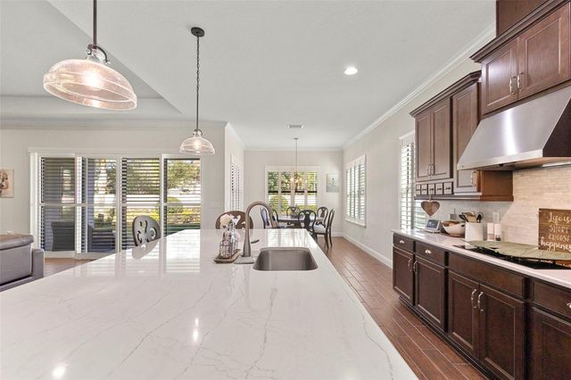 5134 LAKECASTLE DRIVE, Tampa, FL 33624