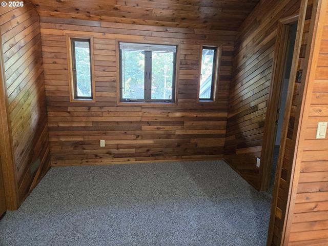 8377 Se REGNER Rd, Gresham, OR 97080