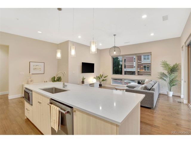 4885 S Monaco St 208, Denver, CO 80237