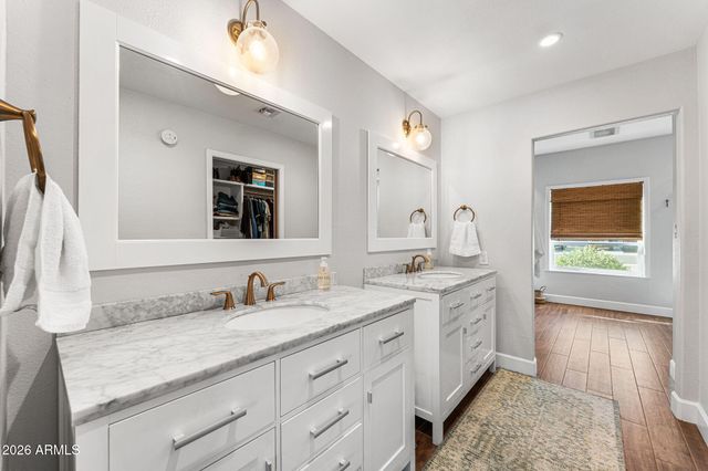 3904 E AHWATUKEE Drive, Phoenix, AZ 85044