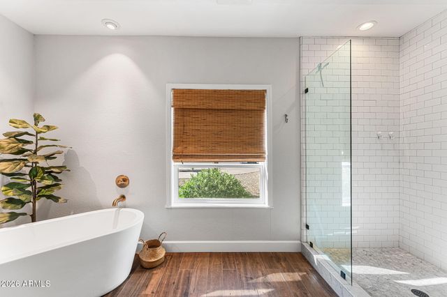 3904 E AHWATUKEE Drive, Phoenix, AZ 85044