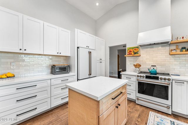 3904 E AHWATUKEE Drive, Phoenix, AZ 85044