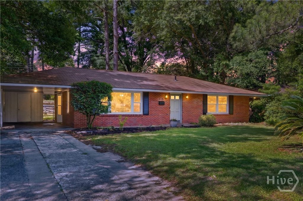 2131 Walz Drive, Savannah, GA 31404