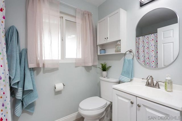 700 Brockwood Dr., El Cajon, CA 92021