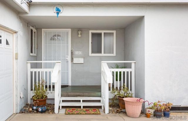 700 Brockwood Dr., El Cajon, CA 92021