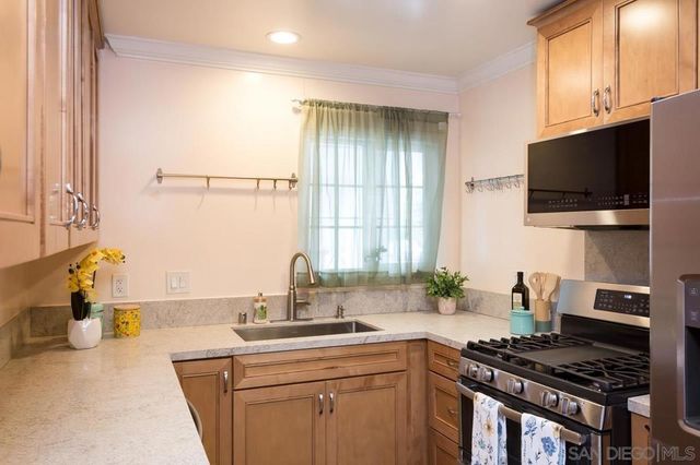 700 Brockwood Dr., El Cajon, CA 92021