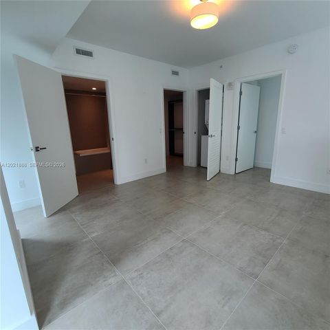 1080 Brickell Ave 1101, Miami, FL 33131