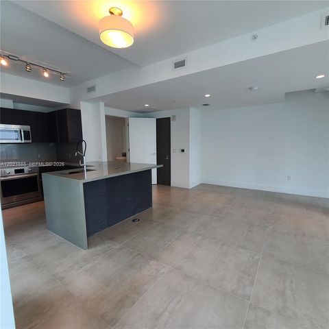 1080 Brickell Ave 1101, Miami, FL 33131