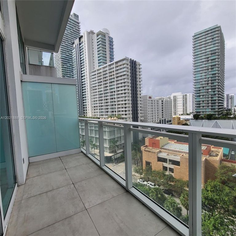 1080 Brickell Ave 1101, Miami, FL 33131