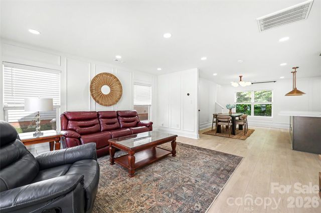 1213 Allegiance Drive, Charlotte, NC 28217