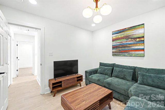1213 Allegiance Drive, Charlotte, NC 28217