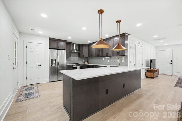 1213 Allegiance Drive, Charlotte, NC 28217
