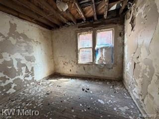 3331 Kendall Street, Detroit, MI 48238