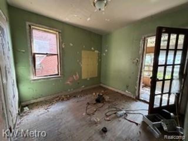 3331 Kendall Street, Detroit, MI 48238