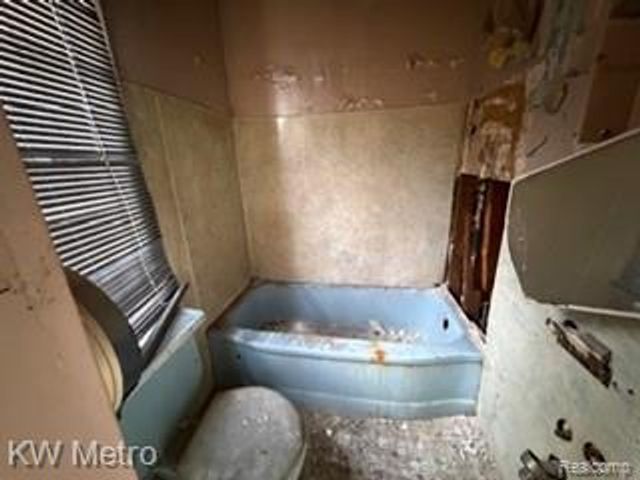 3331 Kendall Street, Detroit, MI 48238
