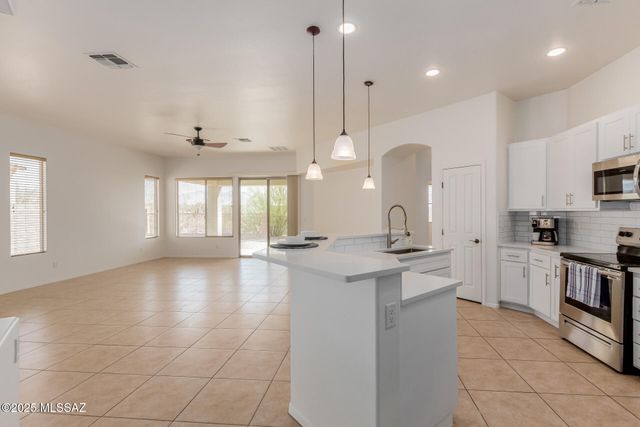 12576 N Gentle Rain Drive, Marana, AZ 85658