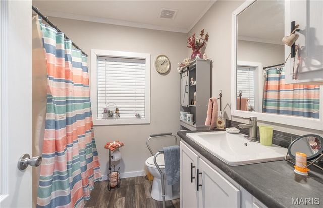 37803 State Highway HH, Patton, MO 63662