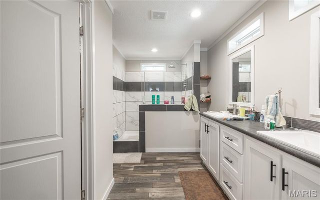 37803 State Highway HH, Patton, MO 63662