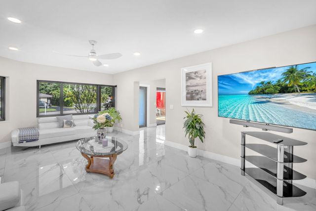 11490 W Biscayne Canal Road, Miami, FL 33161