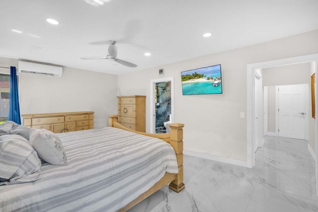 11490 W Biscayne Canal Road, Miami, FL 33161