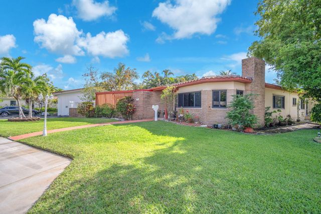 11490 W Biscayne Canal Road, Miami, FL 33161