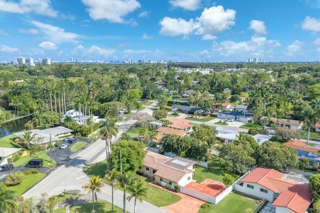 11490 W Biscayne Canal Road, Miami, FL 33161