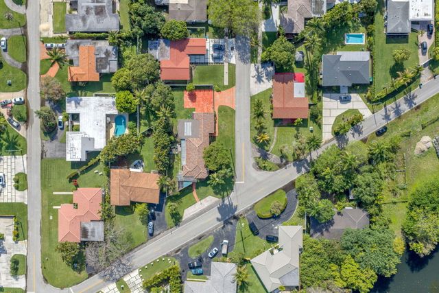 11490 W Biscayne Canal Road, Miami, FL 33161