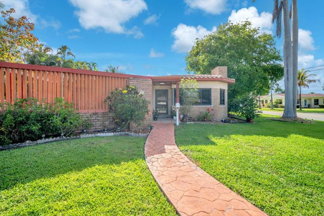 11490 W Biscayne Canal Road, Miami, FL 33161