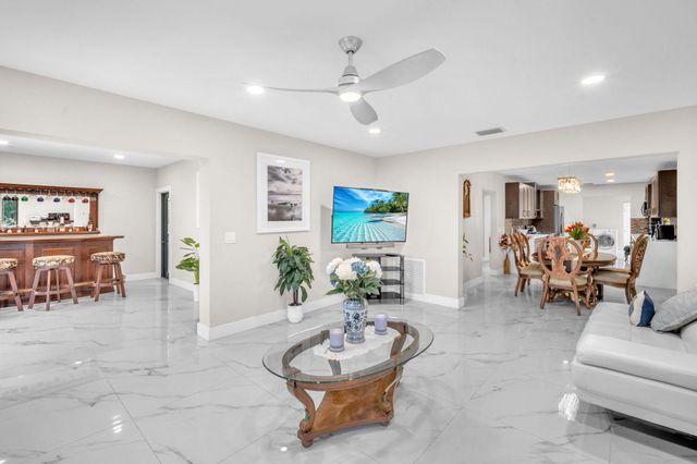 11490 W Biscayne Canal Road, Miami, FL 33161