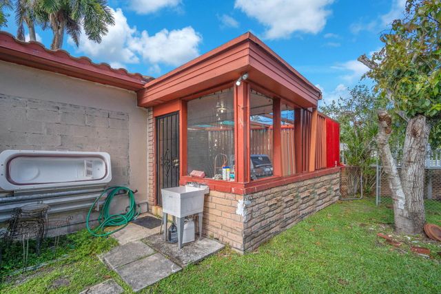 11490 W Biscayne Canal Road, Miami, FL 33161