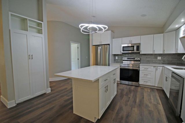 271 Naylor NE, Palm Bay, FL 32907