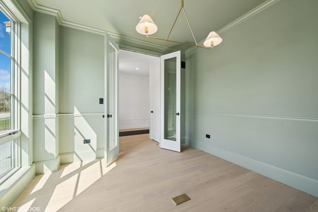 1735 Longvalley Road, Glenview, IL 60025