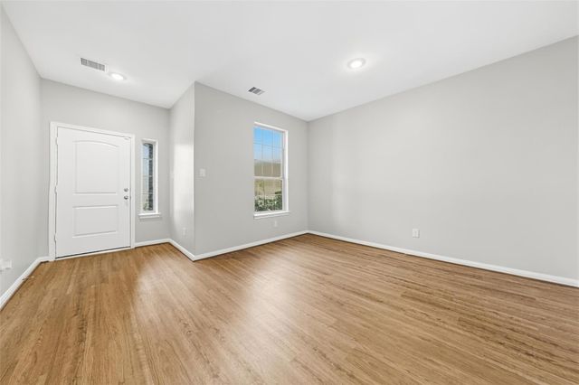 13031 Silverglen Run Trail, Houston, TX 77014