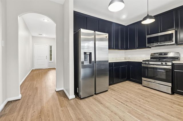 13031 Silverglen Run Trail, Houston, TX 77014