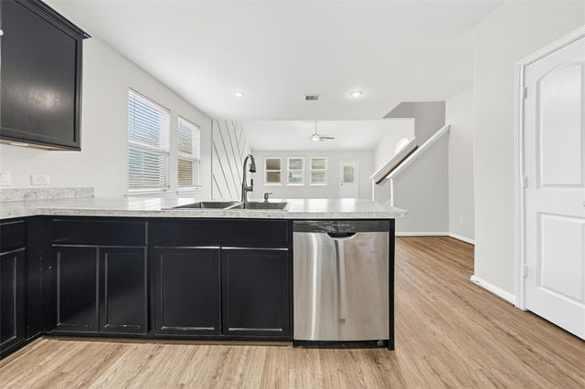 13031 Silverglen Run Trail, Houston, TX 77014