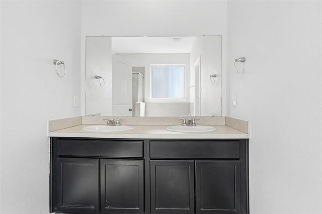 13031 Silverglen Run Trail, Houston, TX 77014